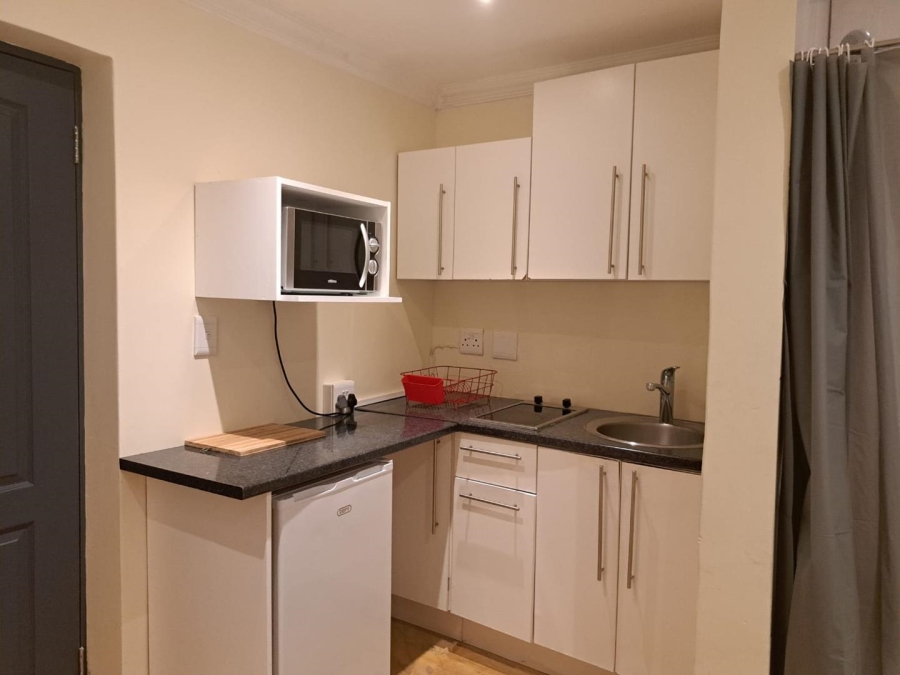 To Let 0 Bedroom Property for Rent in Green Point Western Cape